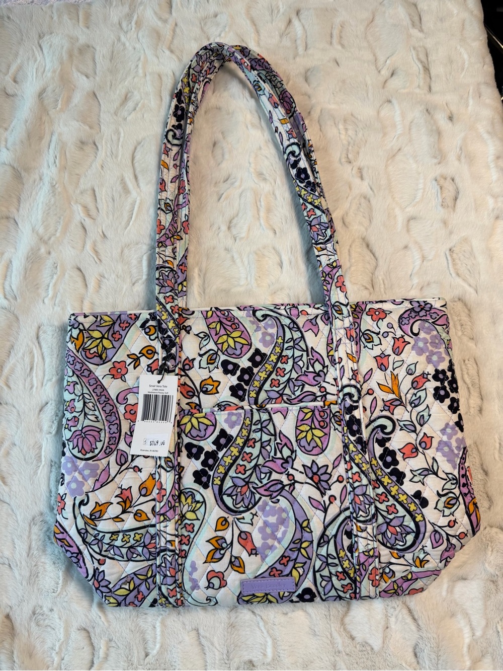 Vera Bradley Maddalena Paisley
Soft Ultimate tote